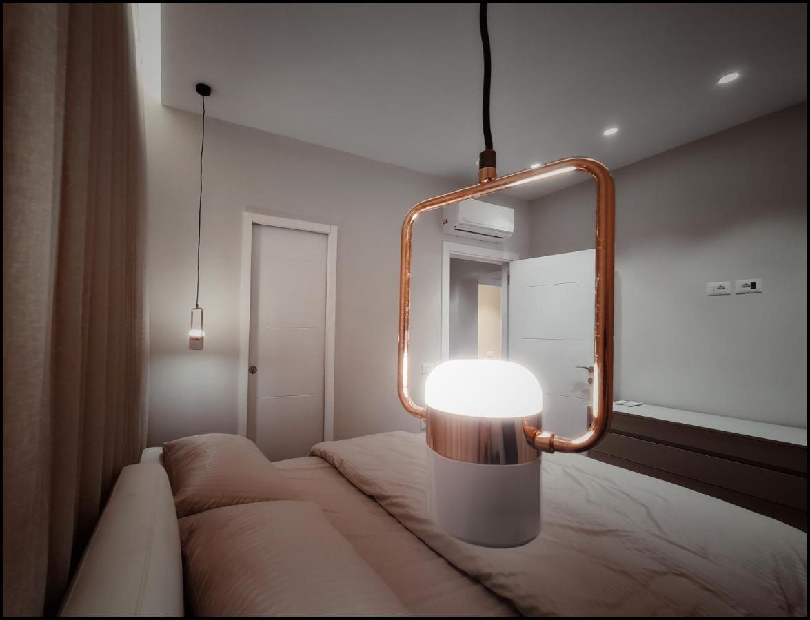 Adore - Modern Apartment Тирана Екстер'єр фото